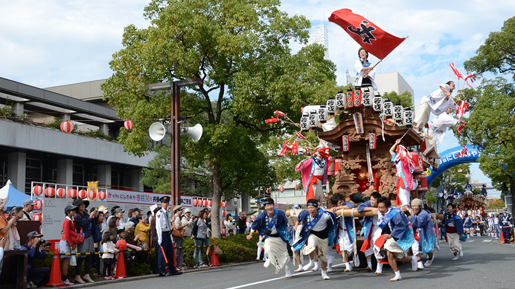 写真:にしのみや市民祭り 写真:にしのみや市民祭り